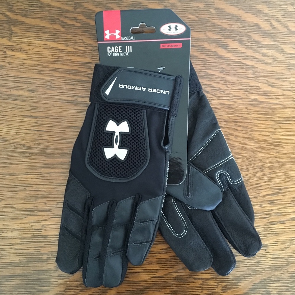 Men’s Under Armour Cage III batting gloves